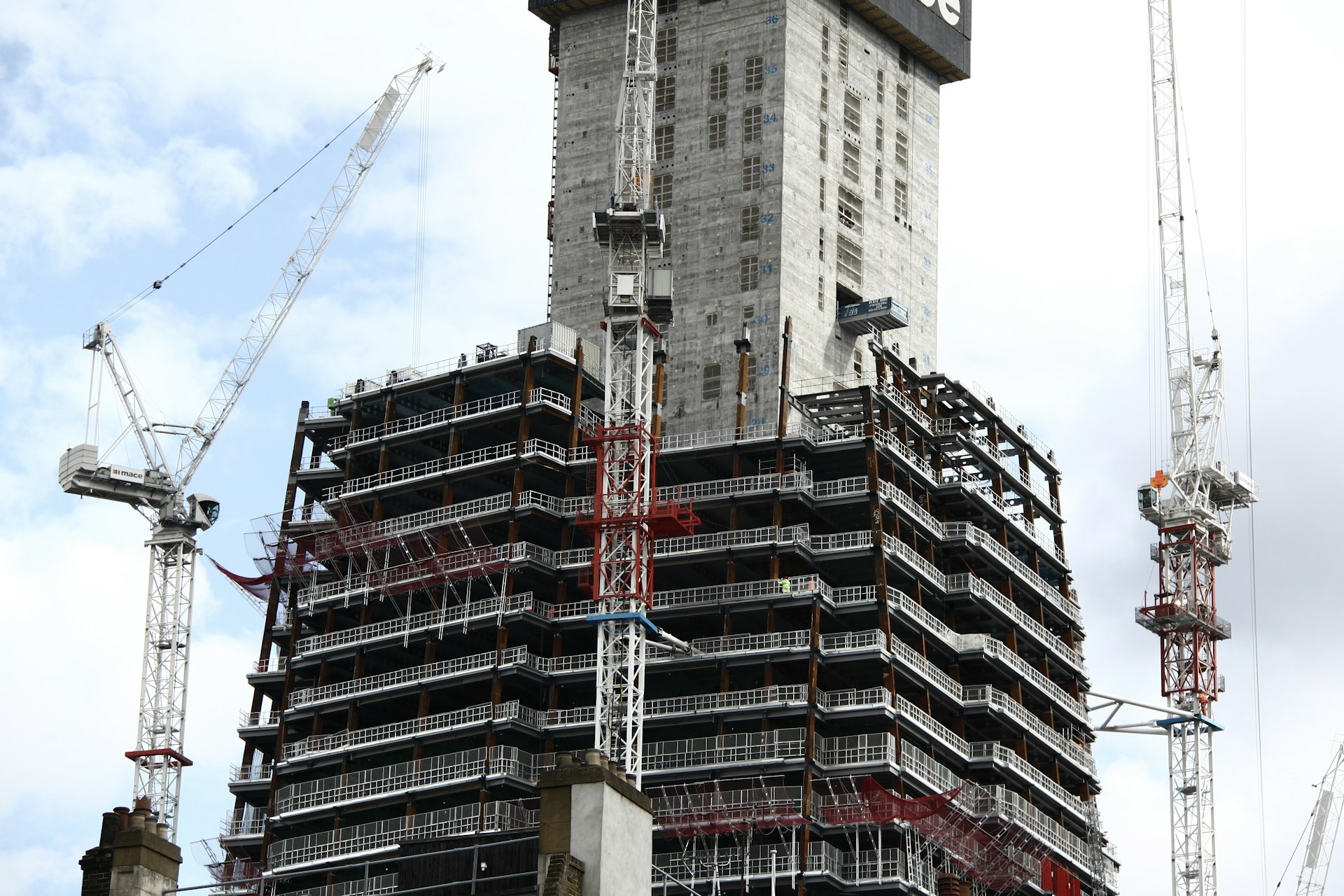 The Benefits and Challenges of Using Timber in High-Rise Buildings